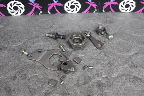 2000 yamaha yz125 SHIFTER SHIFTING MECHANISM RATCHET PAWL ASSY 4EW-18185-00-00