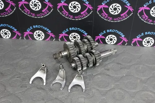 2005 yamaha yz250f OEM ENGINE TRANSMISSION TRANNY ASSEMBLY GEARS 5NL-17411-10-00