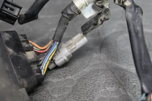 2004 Yamaha YZ450F OEM ECU CDI ECM WIRE WIRING HARNESS LOOM COIL SPARK PLUG BOOT