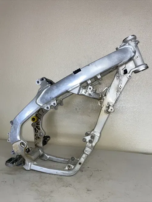 2009 Suzuki Rmz 450 Main Frame Chassis 09 Rmz450 Rm-Z No Paperwork