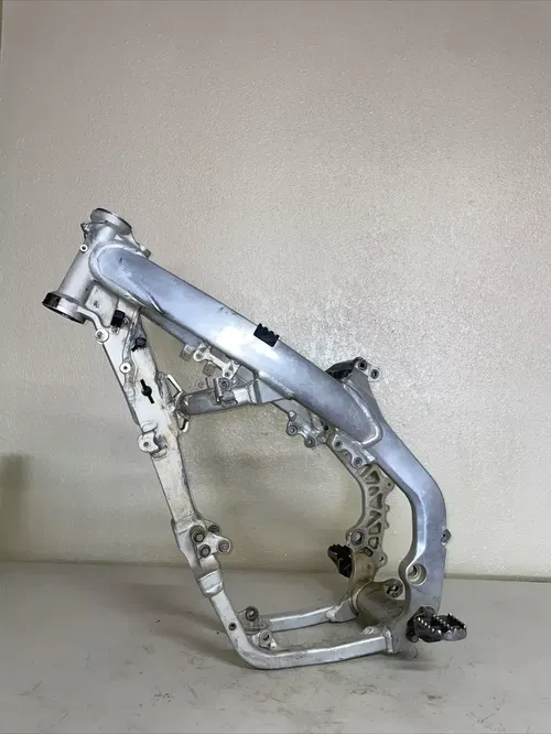 2009 Suzuki Rmz 450 Main Frame Chassis 09 Rmz450 Rm-Z No Paperwork