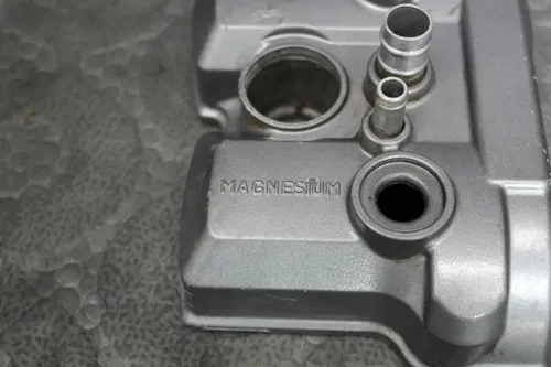 yamaha 01-06 wr250f 01-05 yz250f ENGINE MOTOR CYLINER HEAD VALVE COVER GOOD