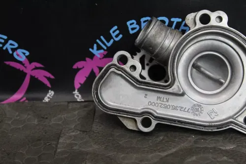 2011 ktm 11-13 350 SXF OEM ENGINE WATER PUMP HOUSING COVER 77235052000