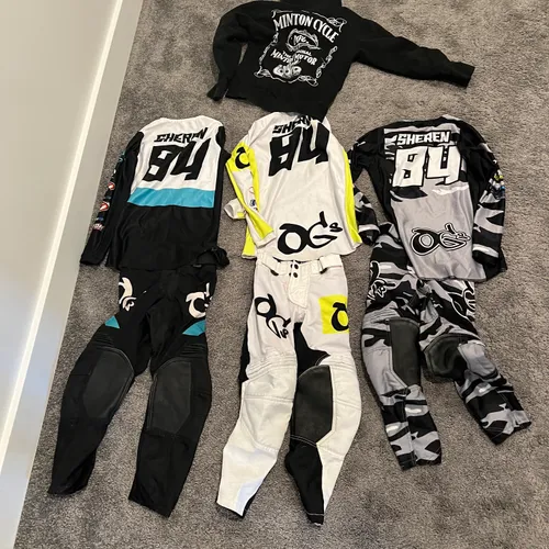 Youth OGs Apparel - Size S
