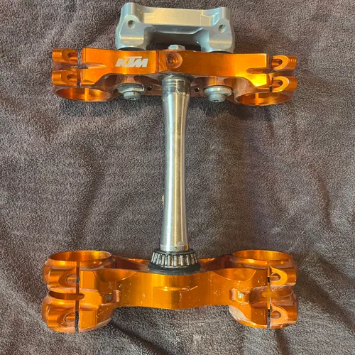 OEM Suspension And Triple Clamps