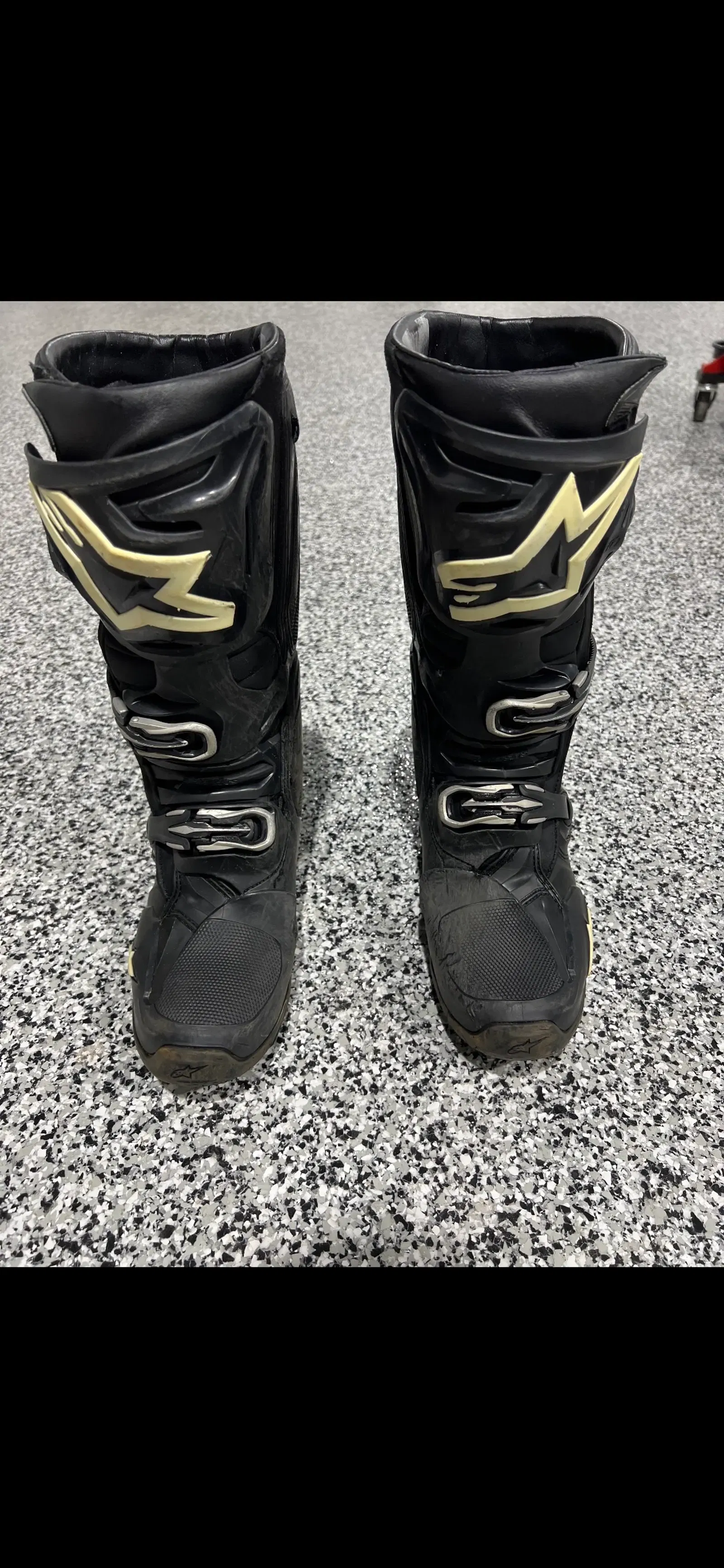 Second hand hotsell motocross boots