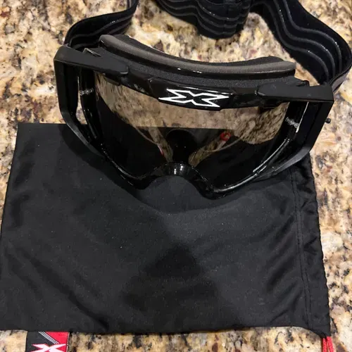 Eks Brand Goggles 