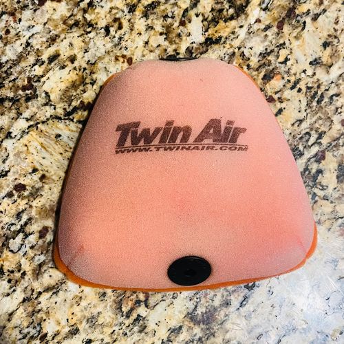 Twin Air Filter
23-24 Yz450
24 Yz250f