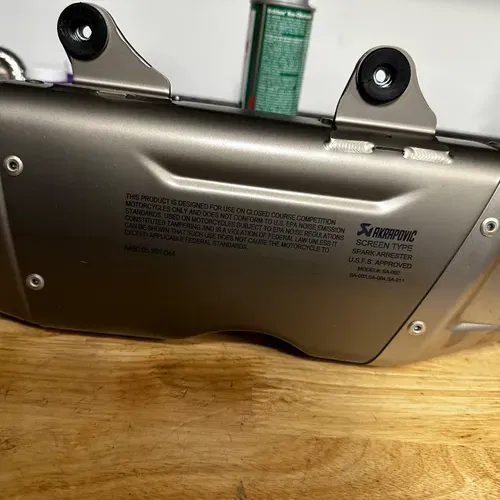 Full Akrapovic Exhaust
