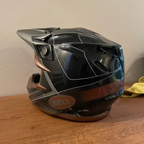 Bell Moto-9 Carbon Flex 9 Helmet (Small)