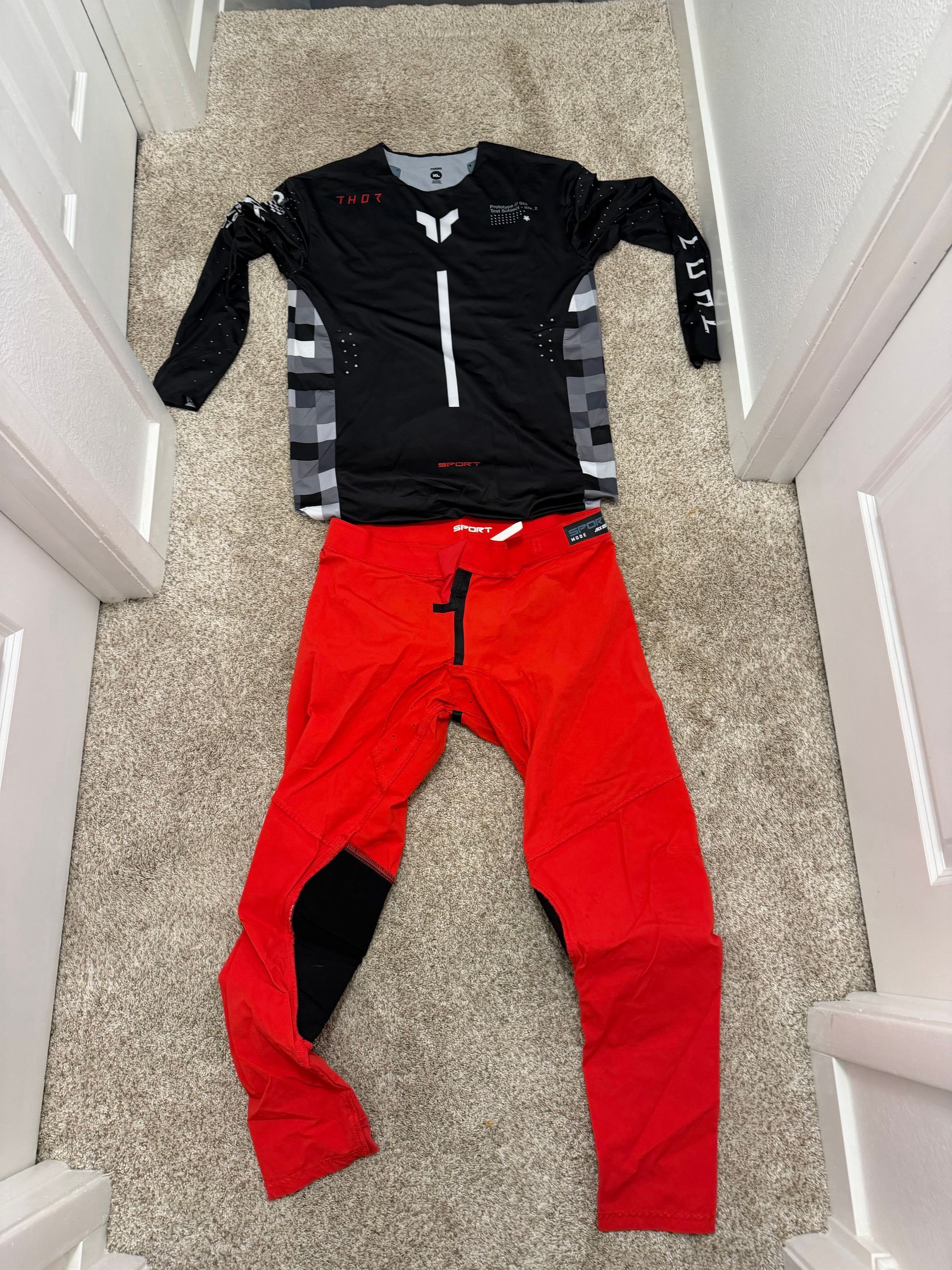 Thor XL/36  Jersey and Pants Combo