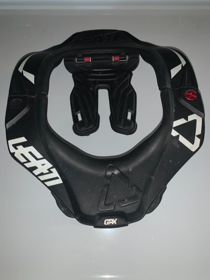 Leatt Protective - Size XL