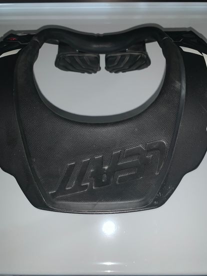 Leatt Protective - Size XL