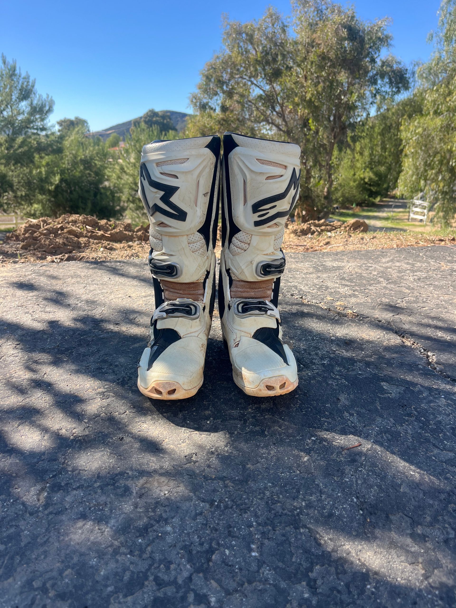 Alpinestar Supervented Tech 10 Boots 
(Racer Editon Grip) 