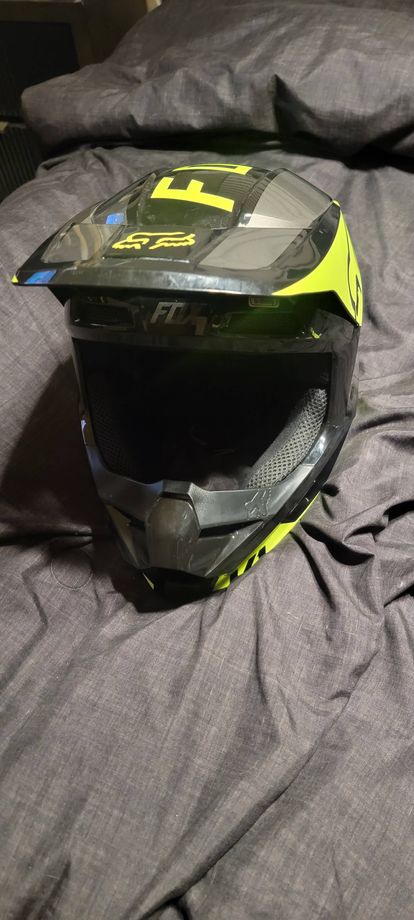 Fox Racing Helmets - Size M