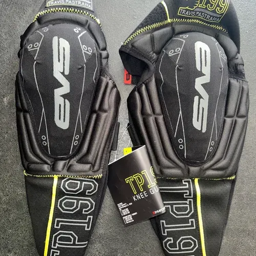EVS Knee pads 
