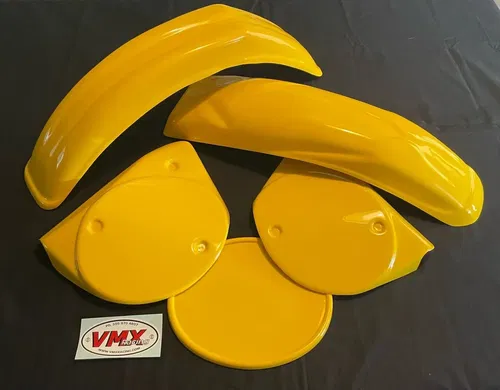 MAICO PLASTIC KIT 1976 MAICO FENDER KIT YELLOW AHRMA MAICO 76 MAICO FENDERS