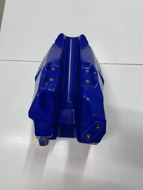 Yamaha YZ125  1998 GAS TANK 98 YZ 125  FUEL TANK PETROL TANK YZ