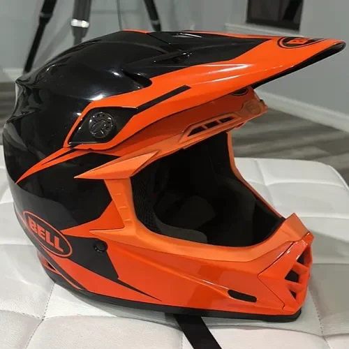 Bell Moto 9 L Helmet