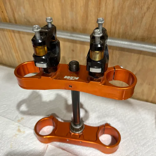 KTM Triple Clamps With X-trig