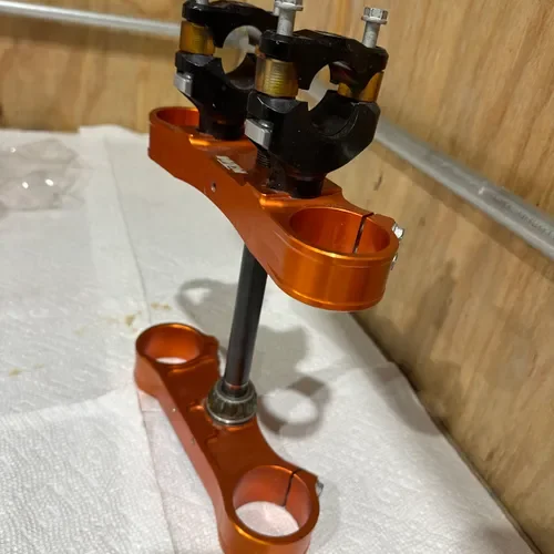 KTM Triple Clamps With X-trig