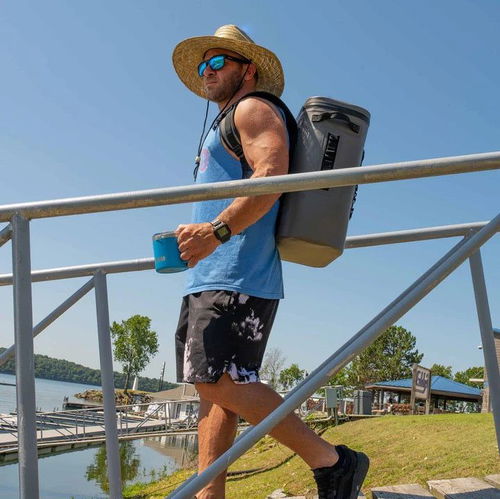 BOB's "THE BRO" Backpack Soft Cooler - 25L