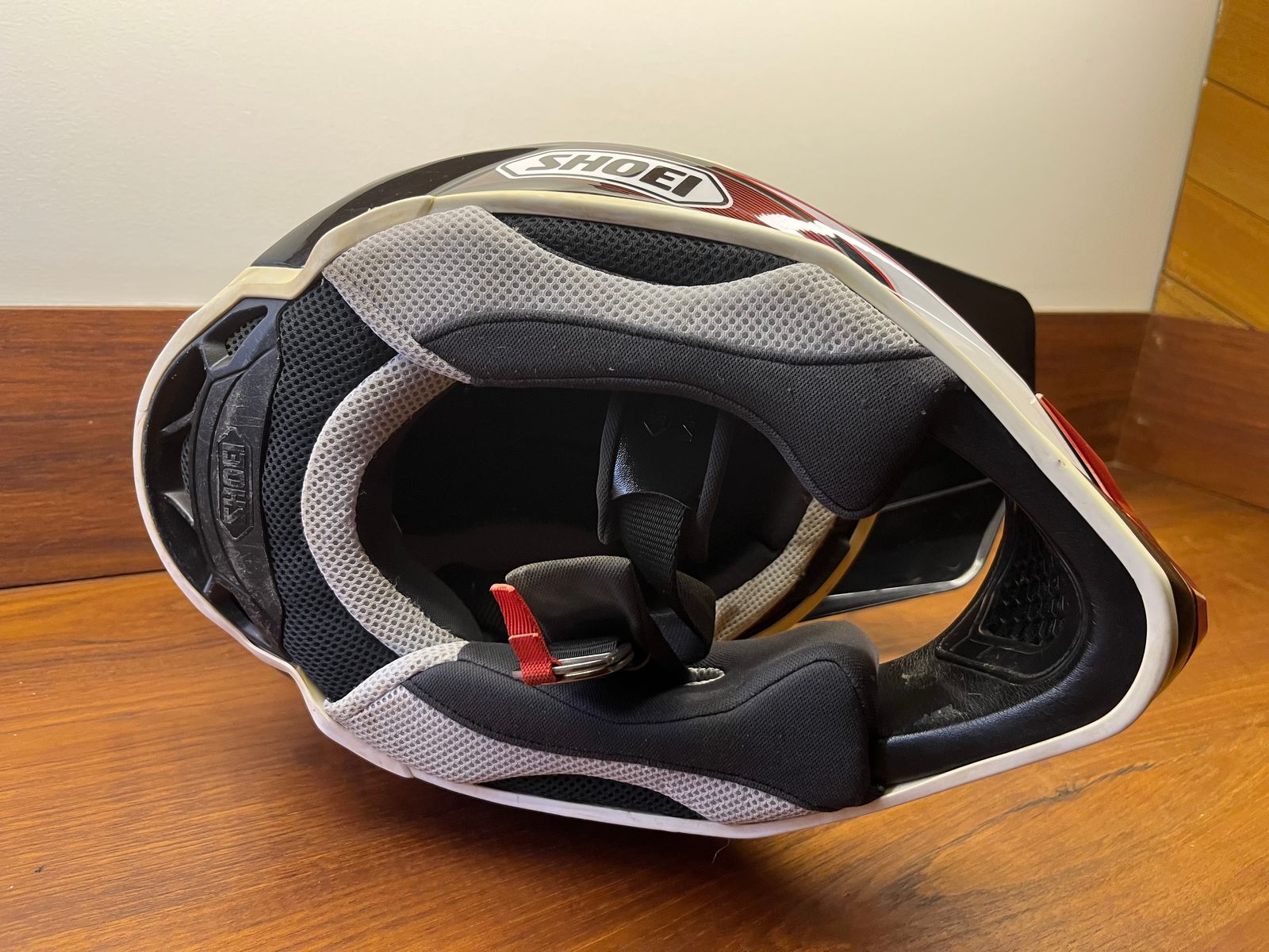 Shoei VFX-W Medium - Red/Black