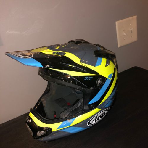 Arai MX Motocross Helmets - Size Small 