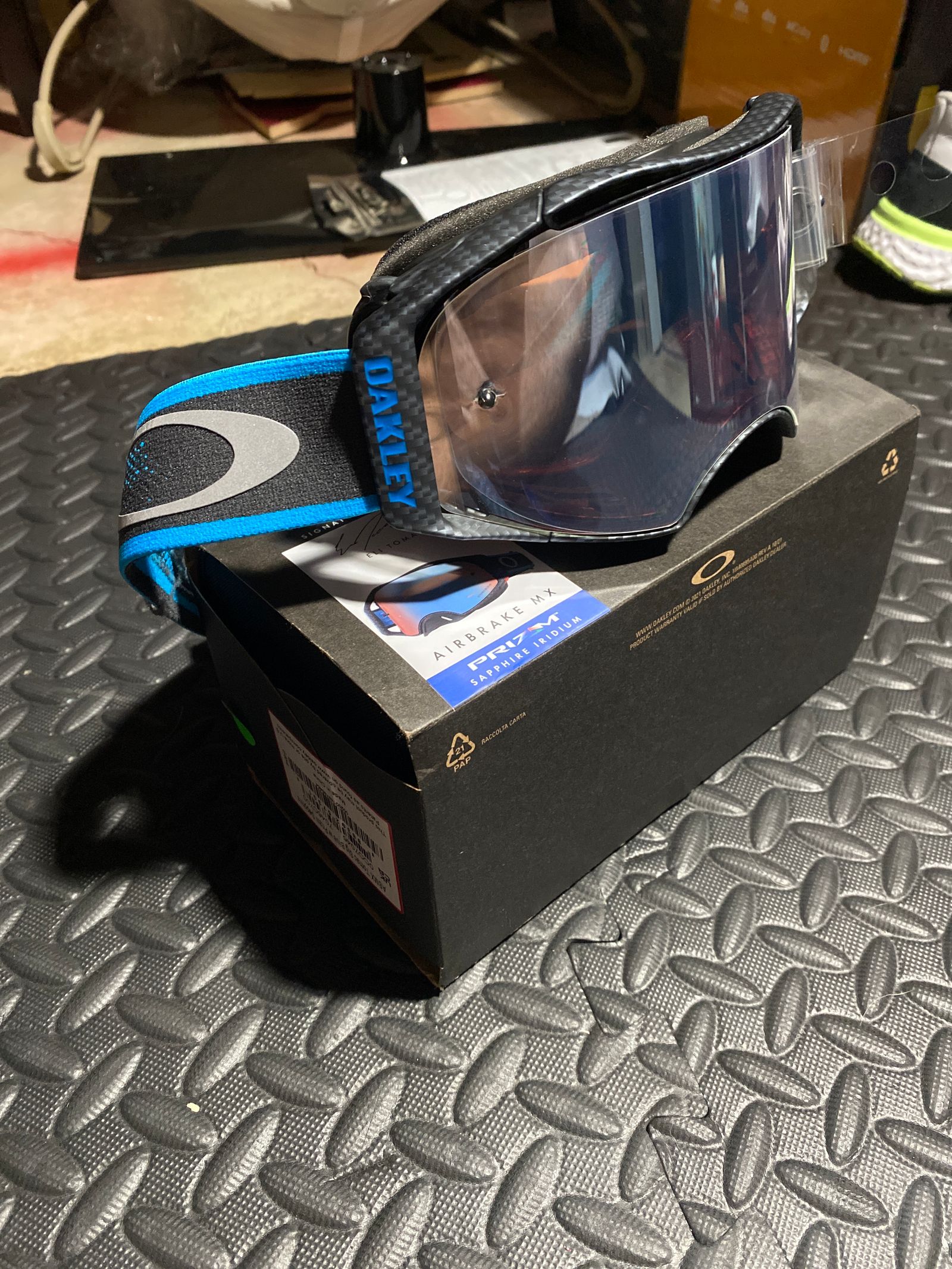 Oakley AirBrake MX Eli Tomac Signature
