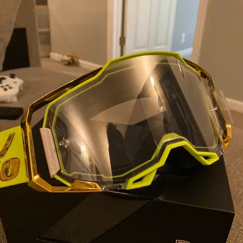 100 percent Armega goggles 