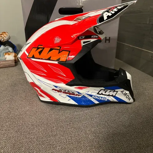 Airoh Casco MX Wraap Six Days France Gloss