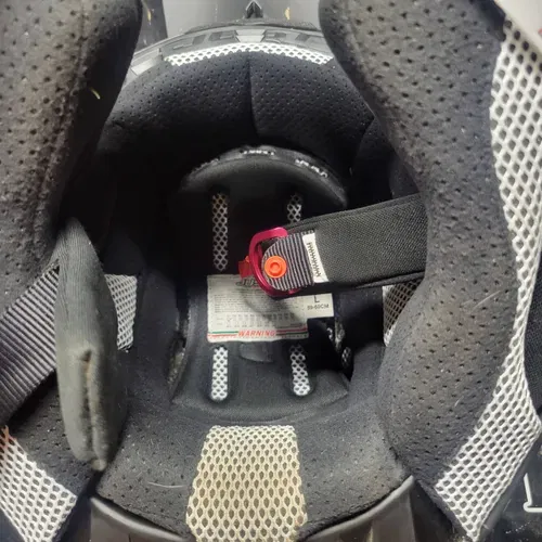 Just 1 Carbon Helmet Large