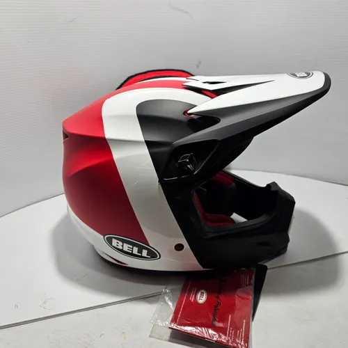 BELL MX 9 MIPS BLK/RED/WHITE SIZE MD