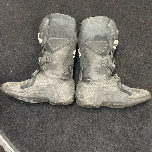 Alpinestars Tech 10 Boots - Size 8