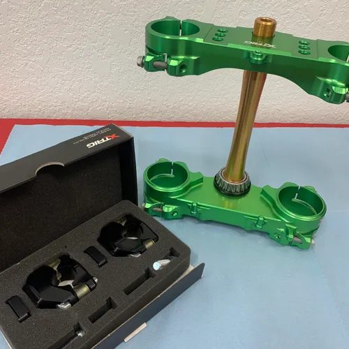 X Trig Clamp For Kawa 250/450 MX Locker