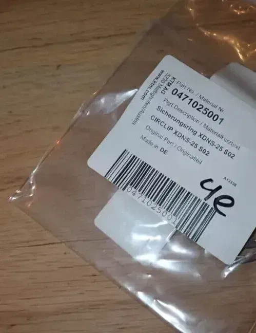KTM Husqvarna GasGas Circlip XDNS-25 S02  OEM 0471025001
