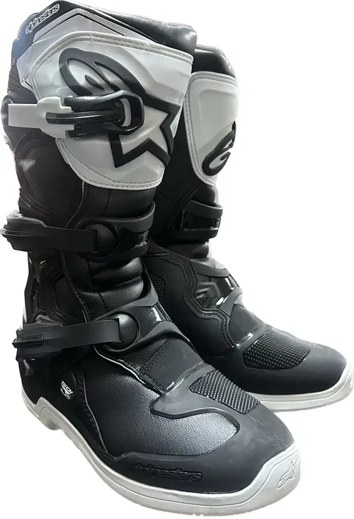 Alpinestars Tech 3s Youth Motorcross ATV MX Offroad Boots Youth 4 Black White