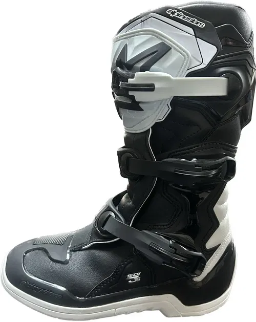Alpinestars Tech 3s Youth Motorcross ATV MX Offroad Boots Youth 4 Black White
