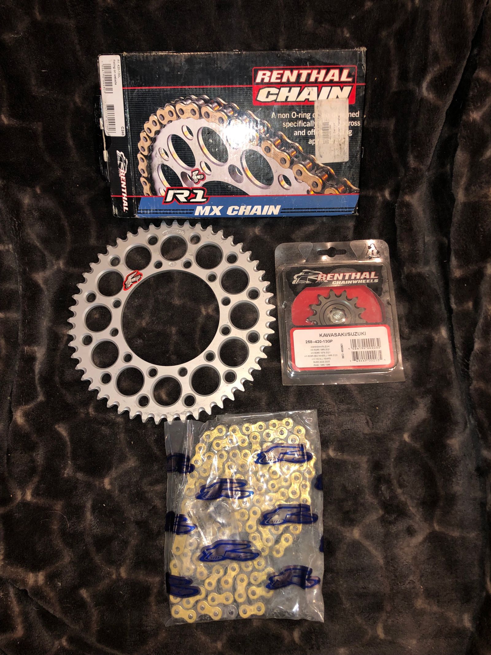New Kx 112 Renthal Chain Set. New Kx 112 Renthal Chain Set.