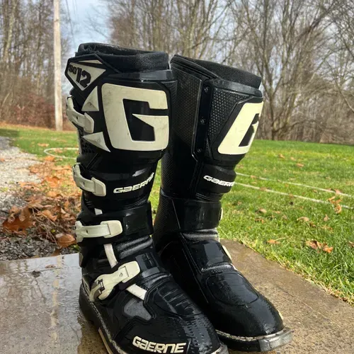 Used dirt sale bike boots