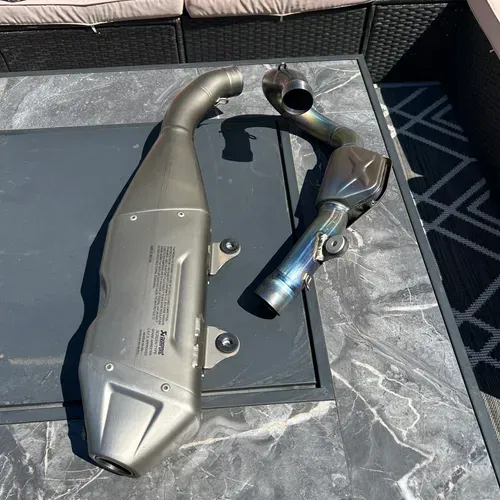 Akropovic Complete Exhaust System 