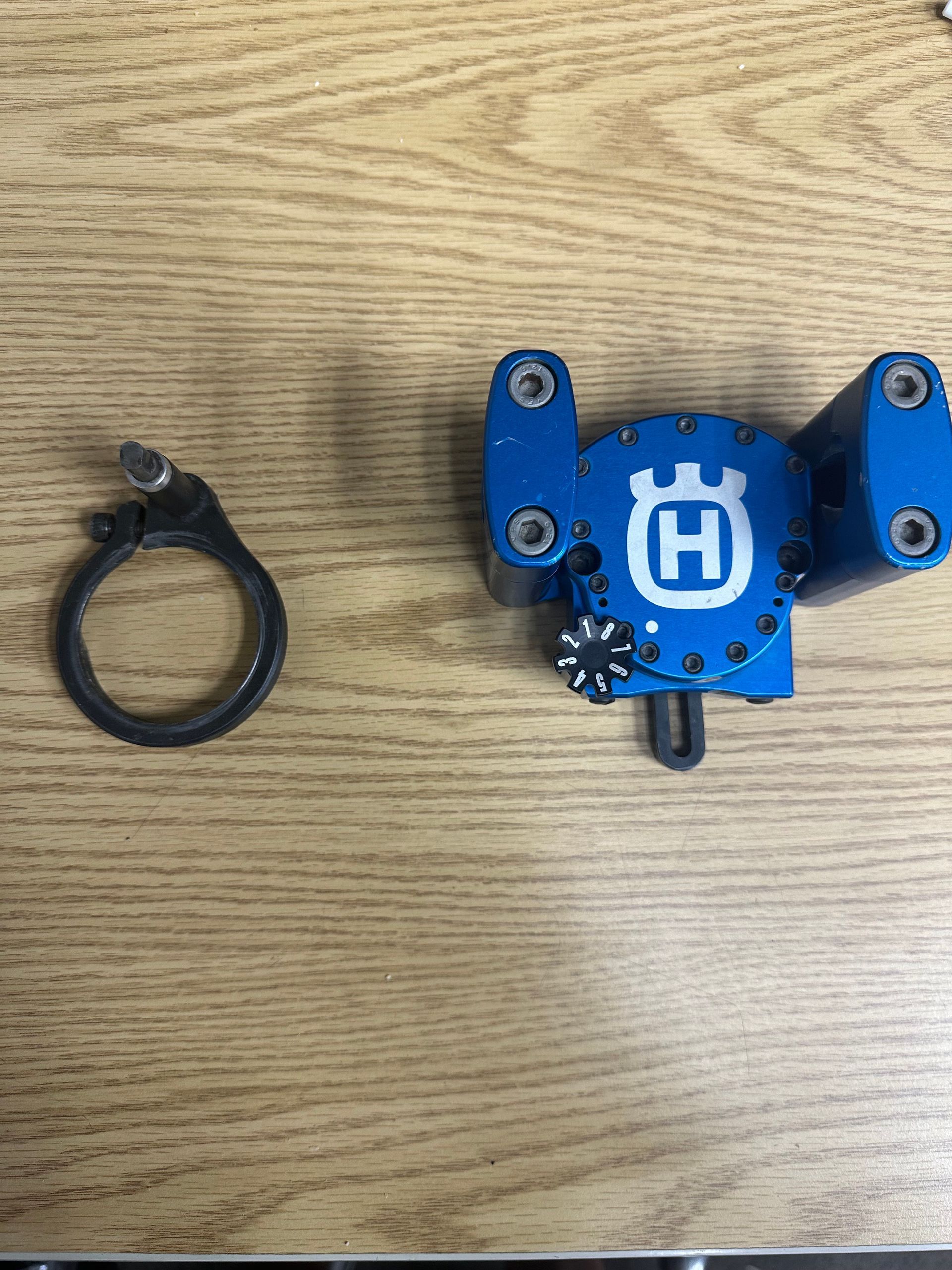 Husqvarna Steering Stabilizer