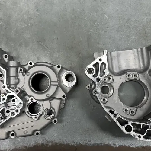 NIB 2009-2015 Kawasaki KX450F Crankcase Set