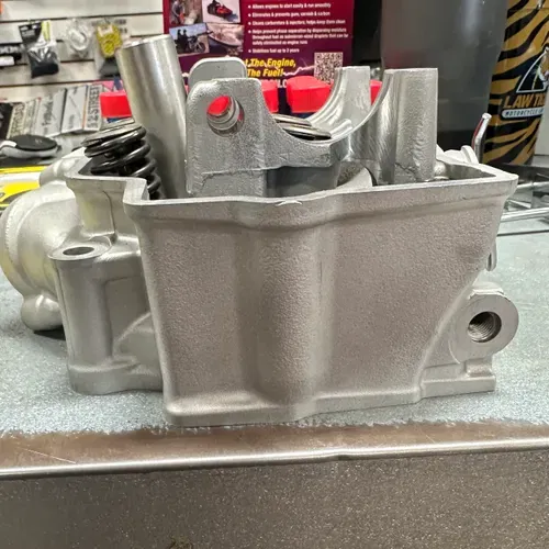 2015 Honda CRF450R Cylinder Head