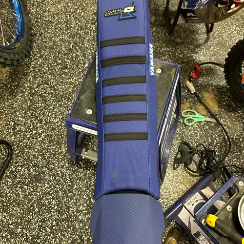 Complete Seat 