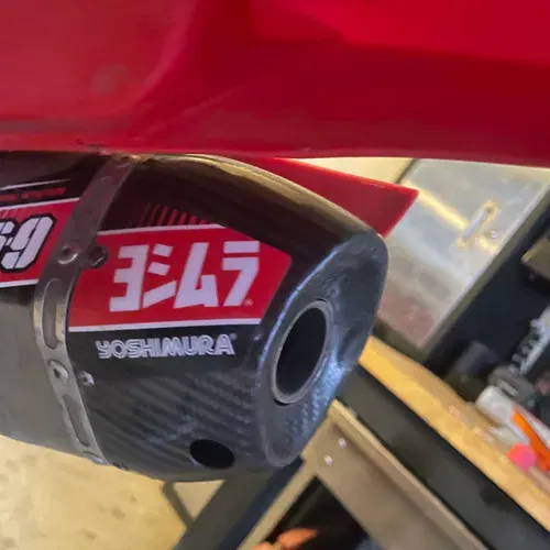 Yoshimura Rs9 