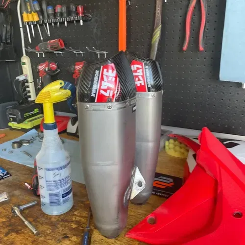 Yoshimura Rs9