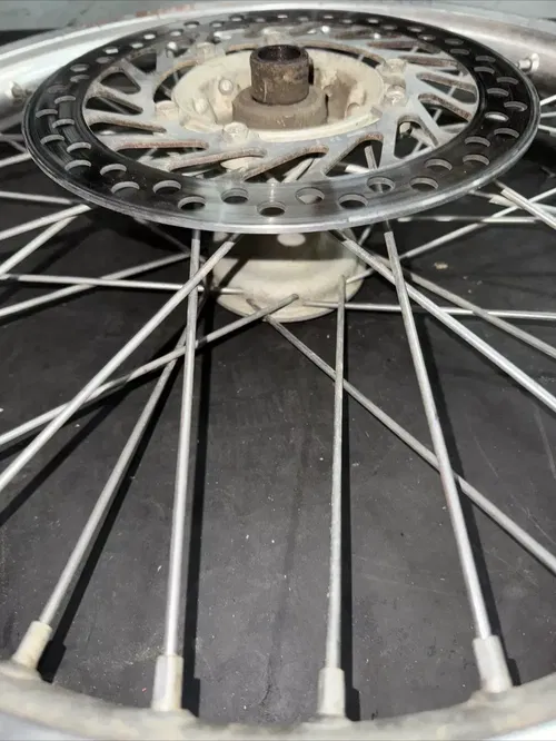 2007 CRF250R Complete front wheel For Parts