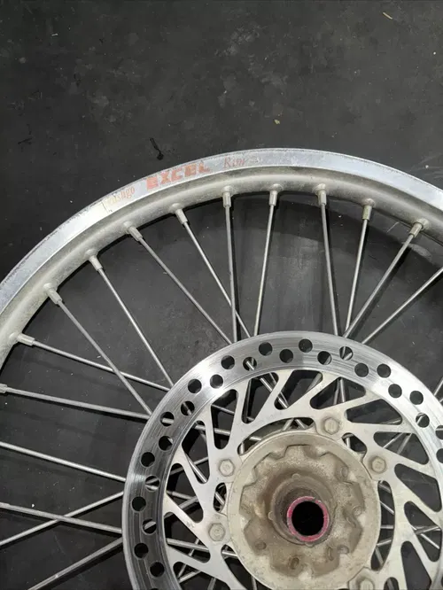 2007 CRF250R Complete front wheel For Parts