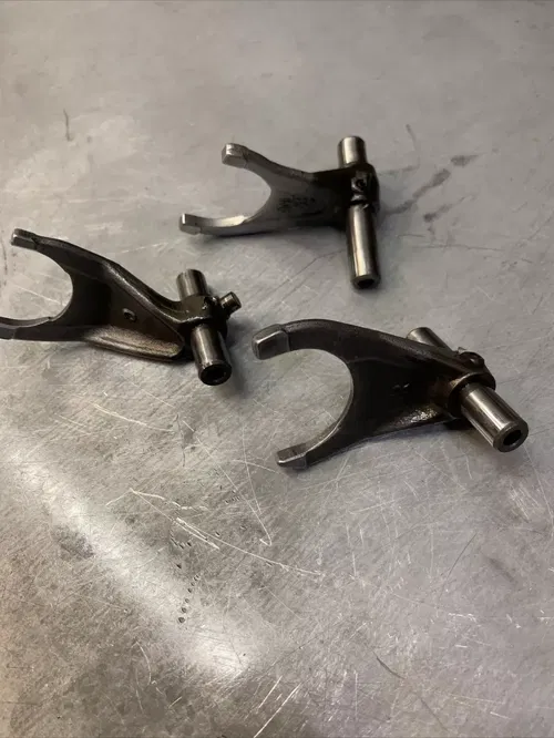 2001-2013 YZ250F SHIFT FORKS (5NL-18501-00-00)